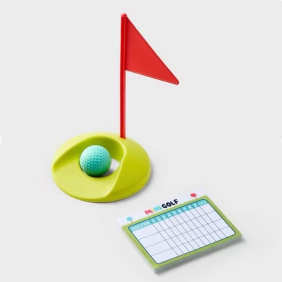 Kids Mini Golf Set - Picture 3 of 9